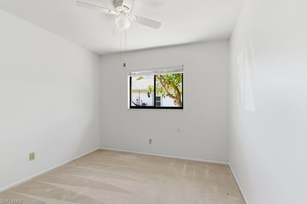 THREE OAKS - Residential