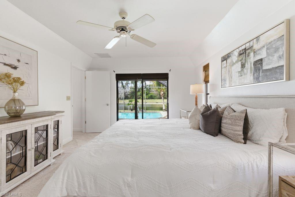 THREE OAKS - Residential