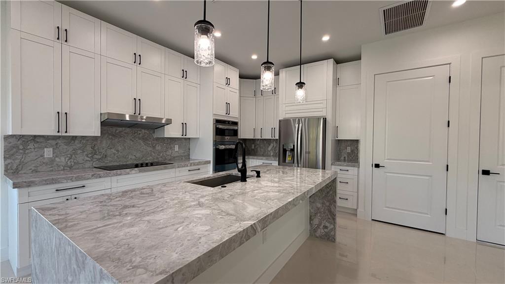 HALLENDALE - Residential