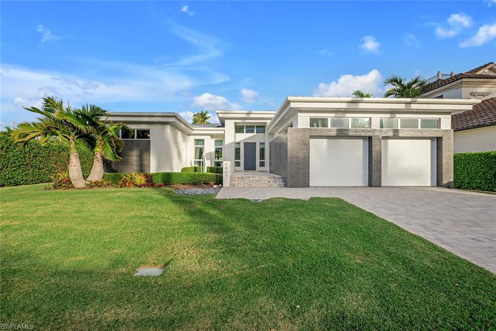 ROYAL HARBOR - Residential