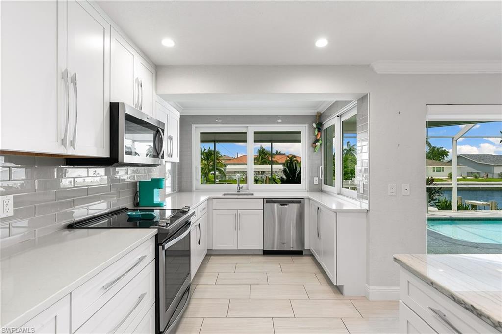 MARCO ISLAND - Residential