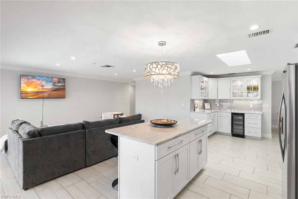 MARCO ISLAND - Residential