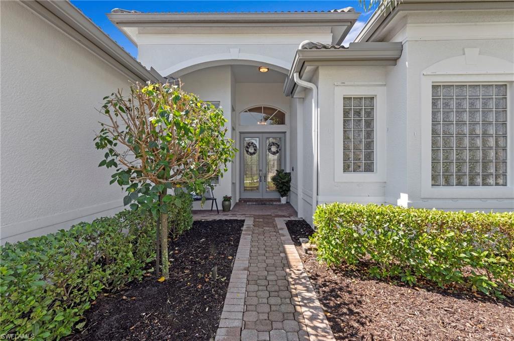 SATURNIA LAKES - Residential