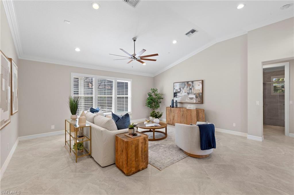 SATURNIA LAKES - Residential