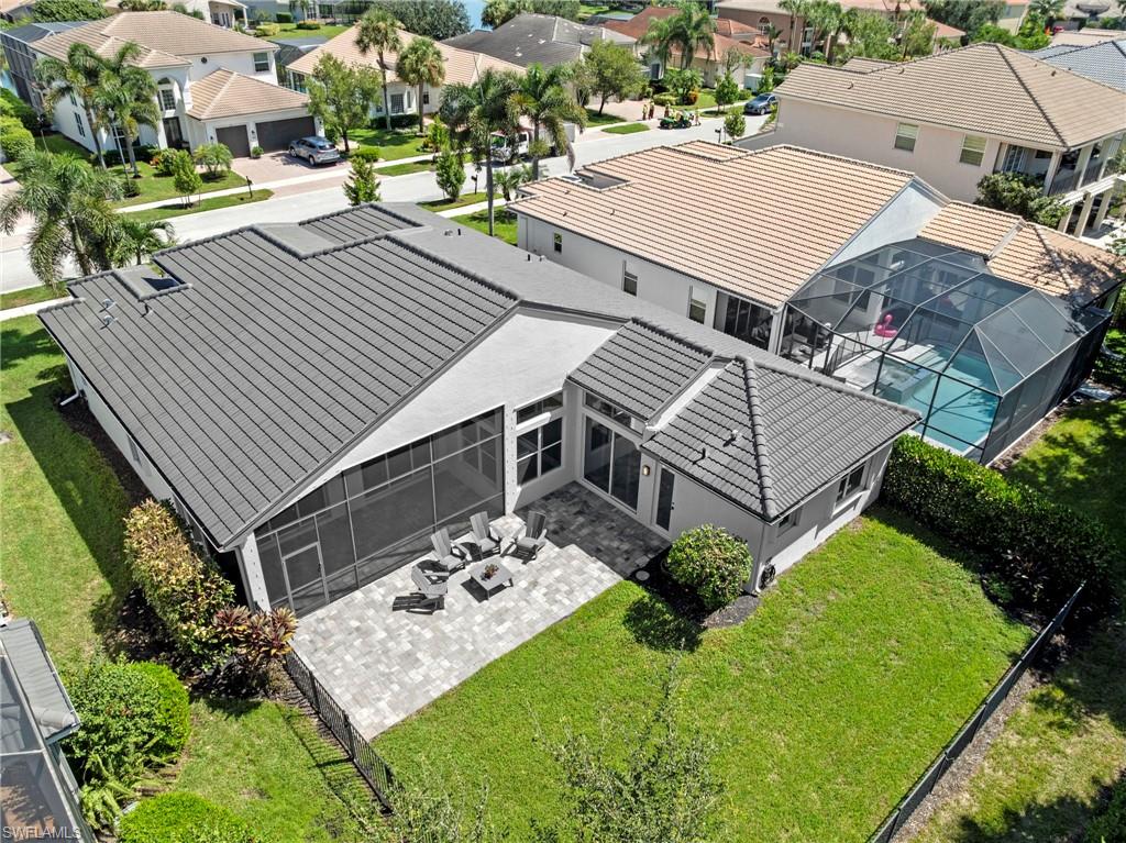 SATURNIA LAKES - Residential