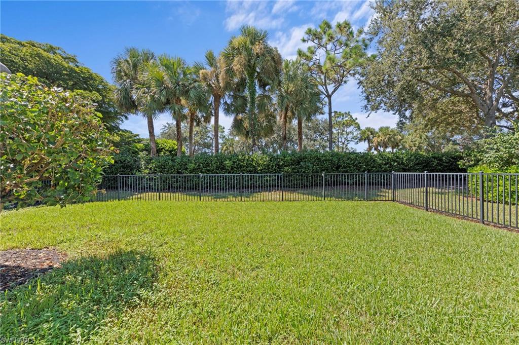 SATURNIA LAKES - Residential