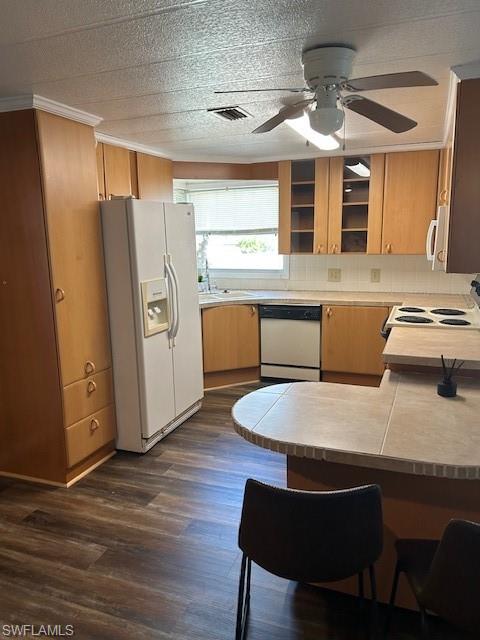 RIVIERA GOLF ESTATES - Residential