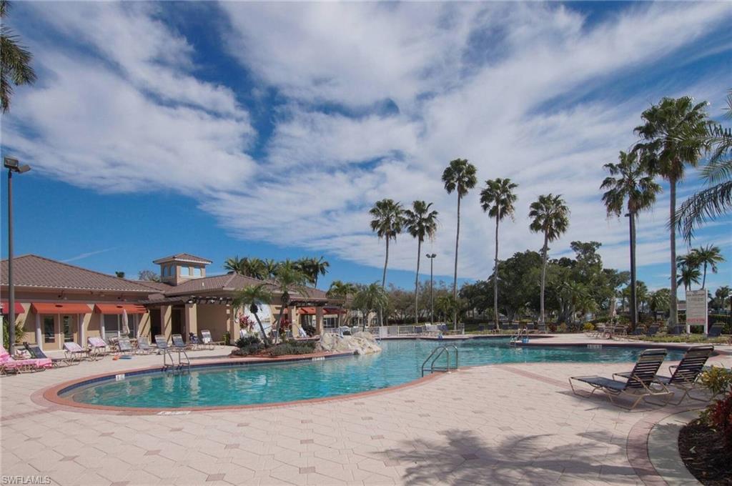 WILLOWBROOK - Residential