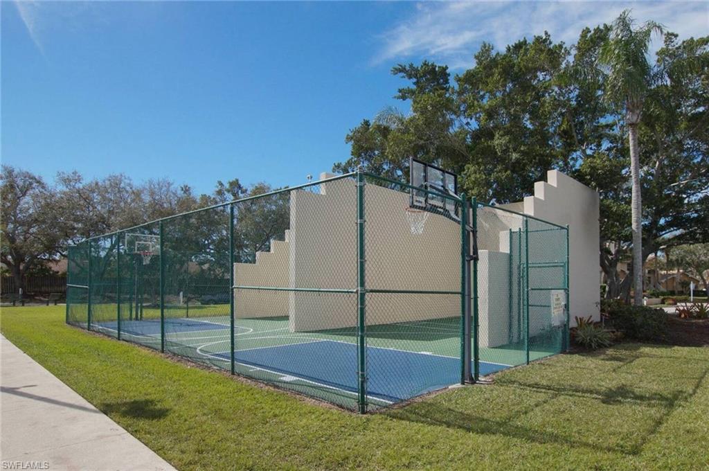 WILLOWBROOK - Residential