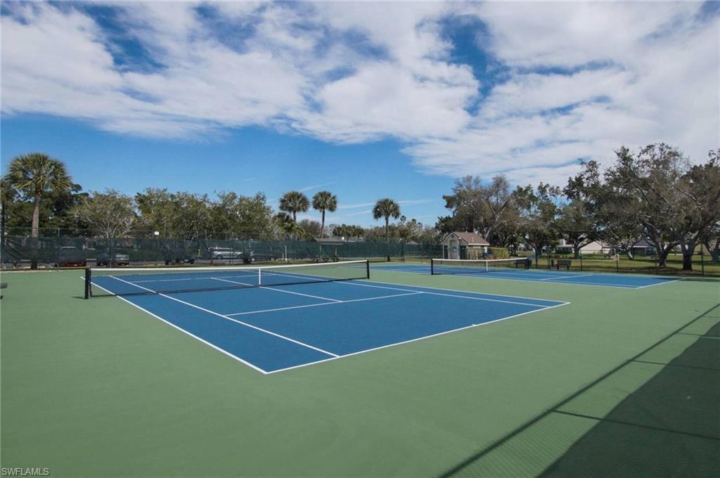 WILLOWBROOK - Residential