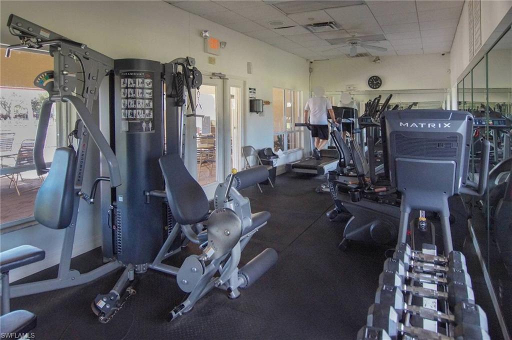 WILLOWBROOK - Residential