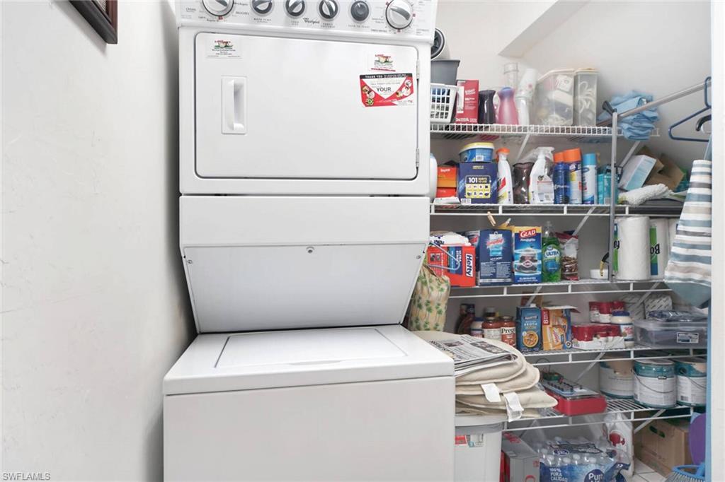 WILLOWBROOK - Residential