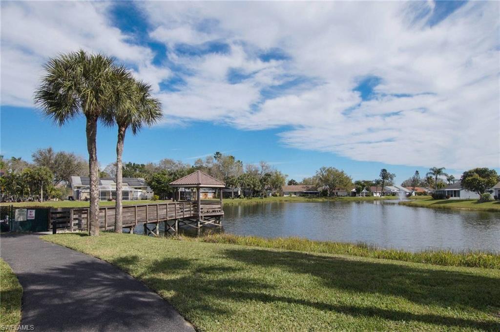 WILLOWBROOK - Residential