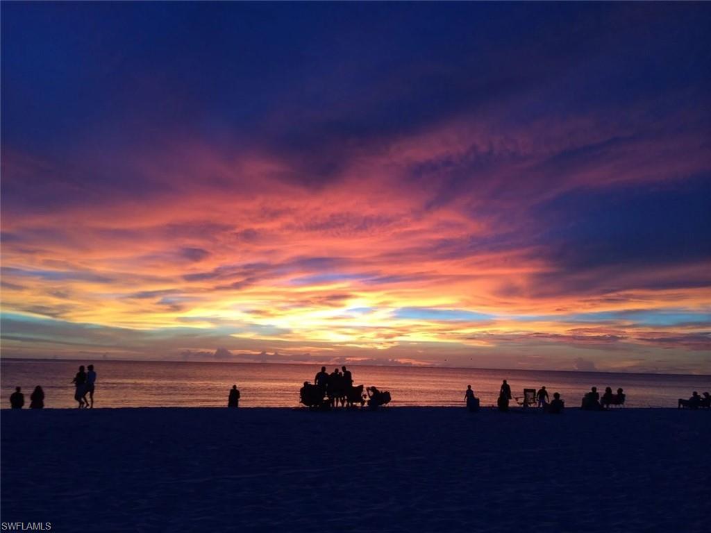 SOCE FLATS - Residential Lease