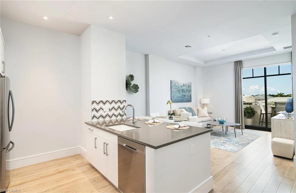 SOCE FLATS - Residential Lease