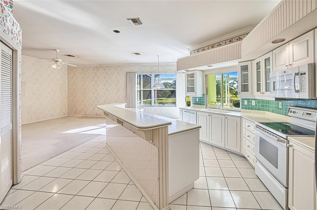 CROSS CREEK ESTATES - Residential