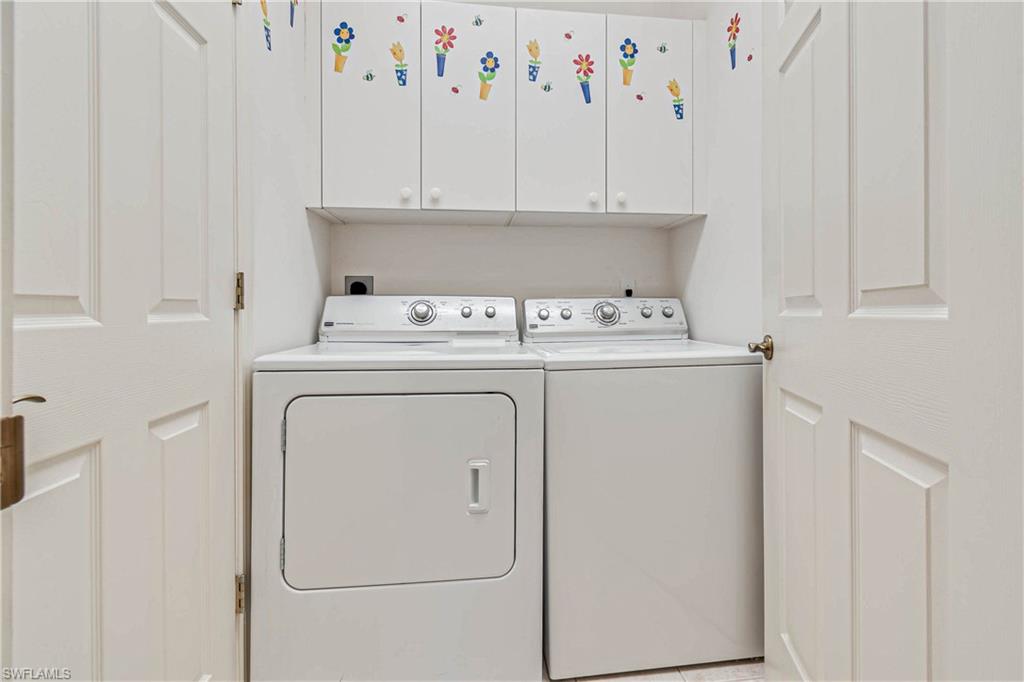 WILLOWBROOK - Residential