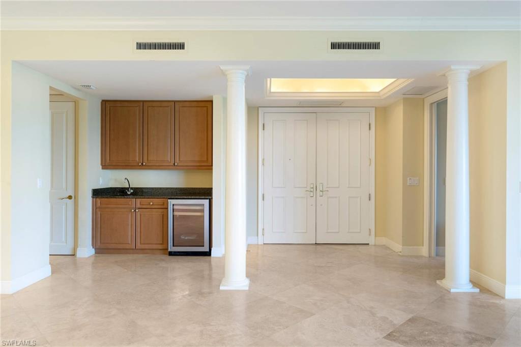 TRIESTE AT BAY COLONY - Residential