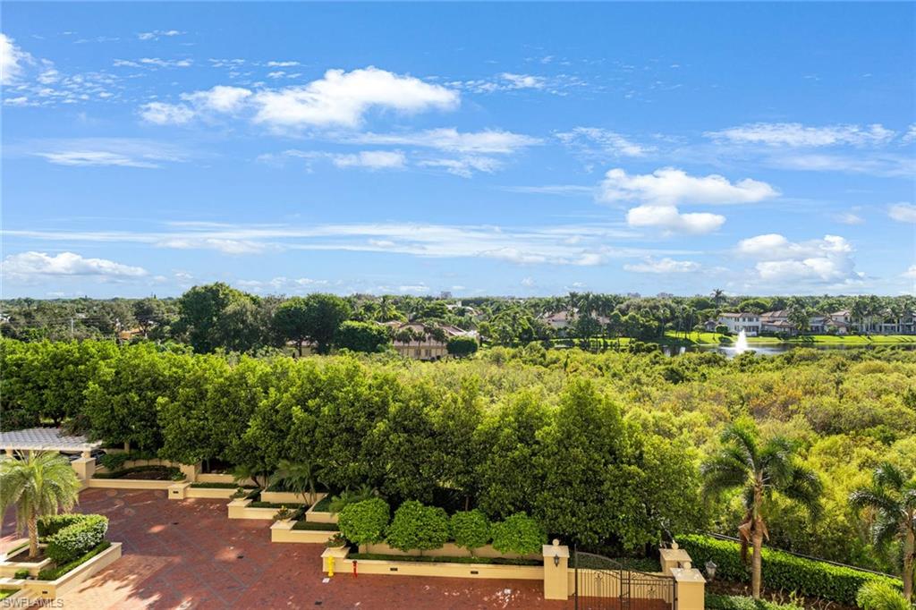 TRIESTE AT BAY COLONY - Residential