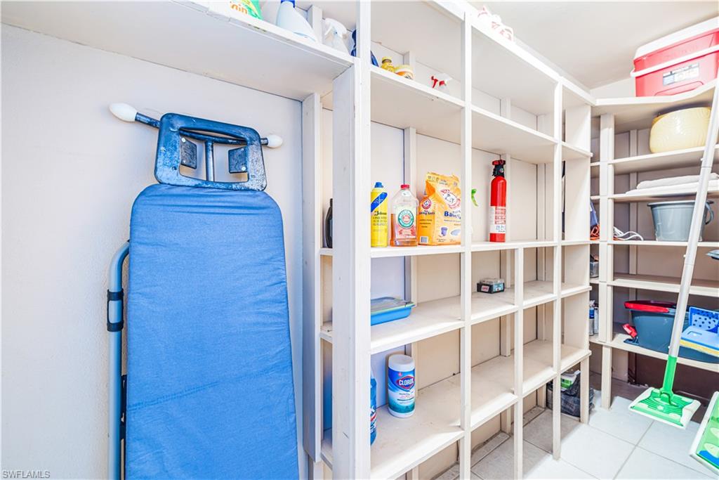 COUNTRY CLUB ESTATES CONDO - Residential