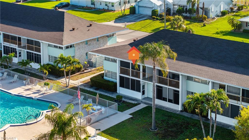 COUNTRY CLUB ESTATES CONDO - Residential