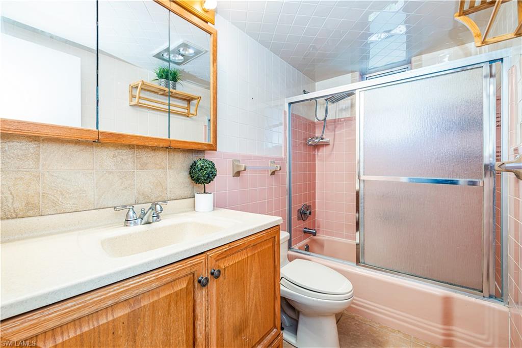 COUNTRY CLUB ESTATES CONDO - Residential