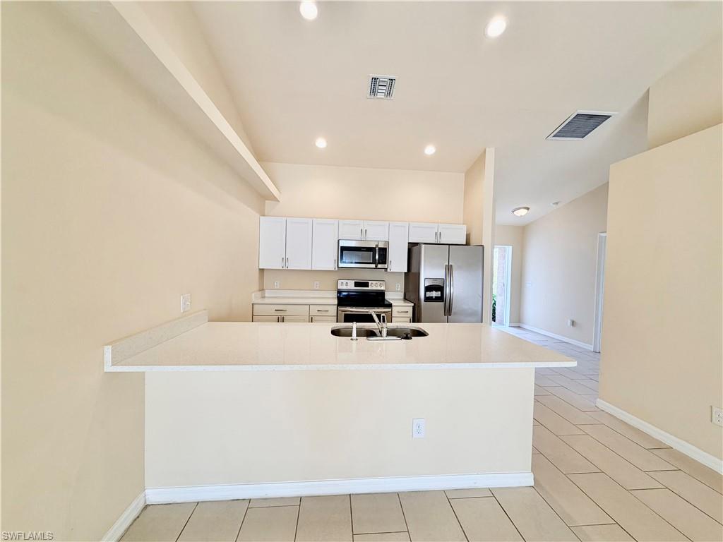 CAPE CORAL - Residential Lease
