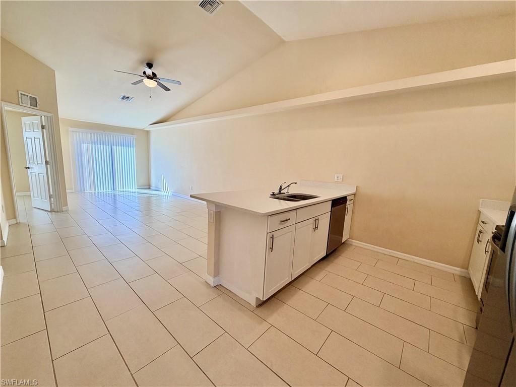 CAPE CORAL - Residential Lease