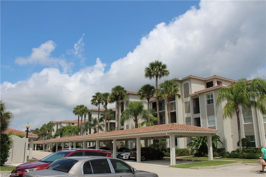 Available April 1, 2026 to December 31, 2026 High Season Available for January February March 2027 for 5,000.00 a month, Golf Included! Beautiful 2 bedroom 2 bath, open den, great room plan in Heritage Bay Golf & Country Club!!! Heritage bay amenities feature A 27-hole Lewis-Azinger designed championship golf course 7 Lighted Har-Tru tennis courts with Grand Stand seating at center court, Tennis Shop, Ladies and Gentlemen’s locker rooms, Resort style pool with Tiki Bar and Spa, 27,000 square foot 2-story clubhouse with casual and fine dining restaurants, 8,000 square foot state-of-the-art fitness facility, including an onsite Spa, Card Room and More!