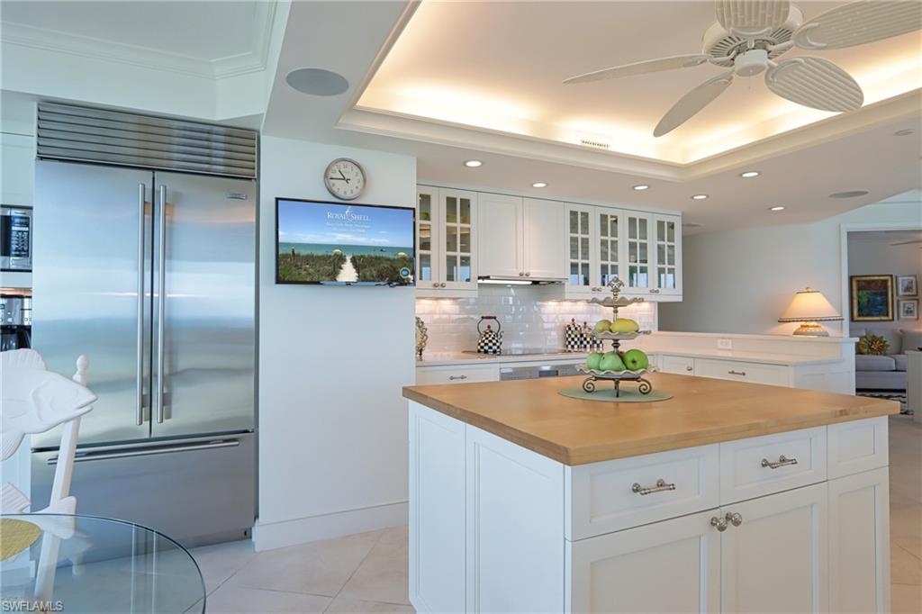 VISTAS AT PARK SHORE - Residential Lease