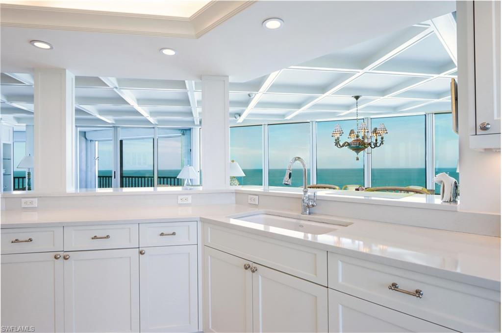 VISTAS AT PARK SHORE - Residential Lease