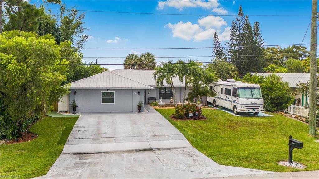 GOLDEN GATE CITY - Residential