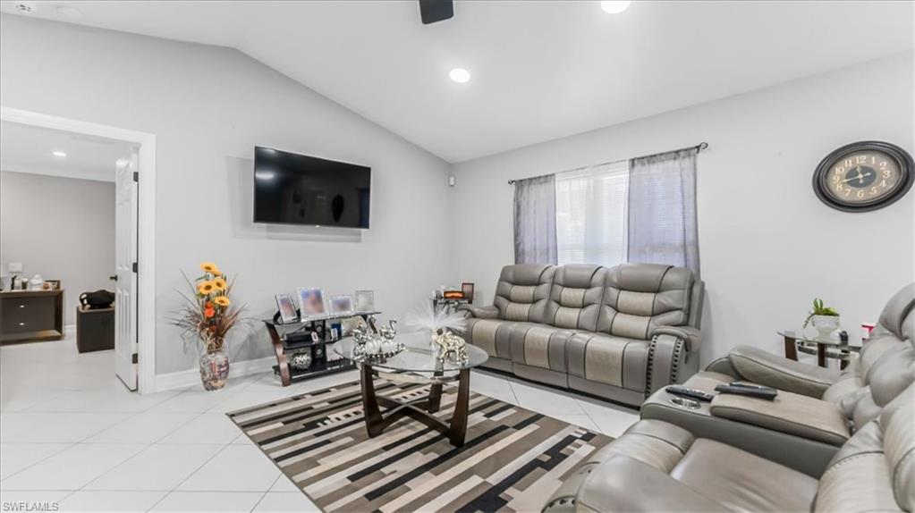 GOLDEN GATE CITY - Residential