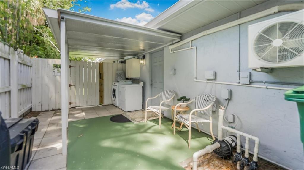 GOLDEN GATE CITY - Residential