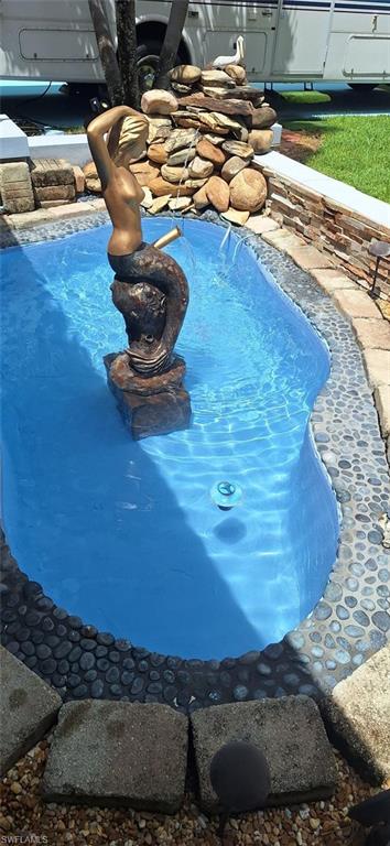 GOLDEN GATE CITY - Residential