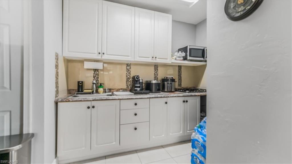 GOLDEN GATE CITY - Residential