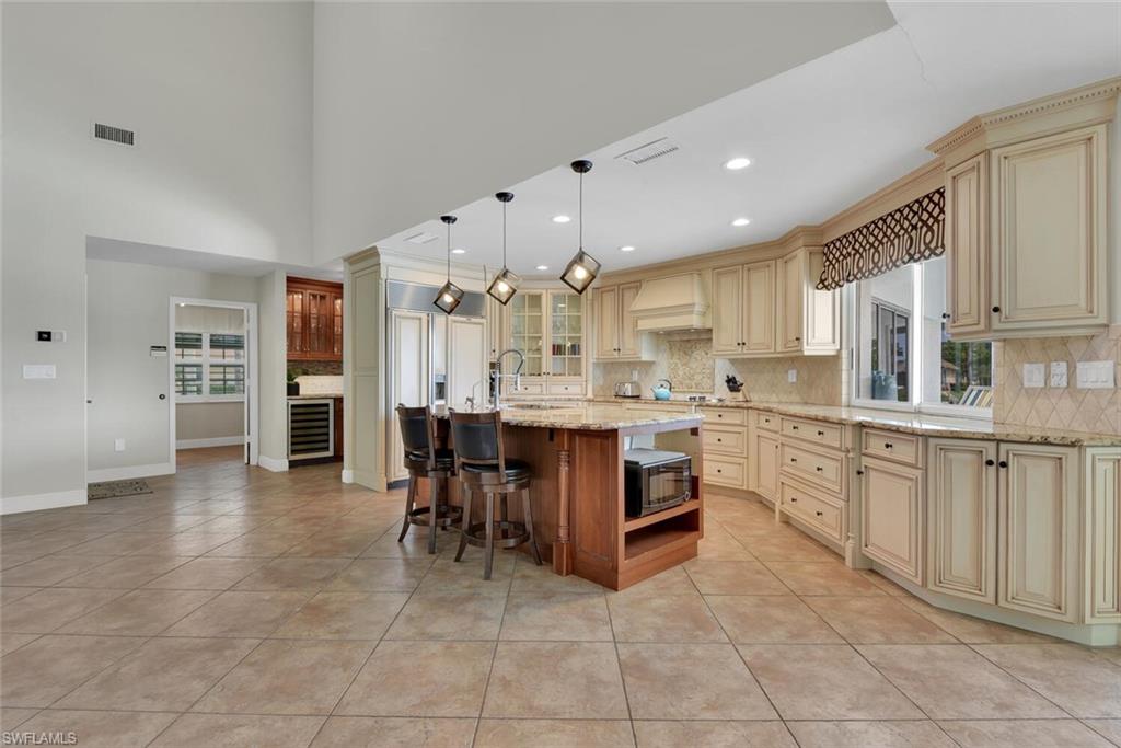 MARCO BEACH - Residential Lease