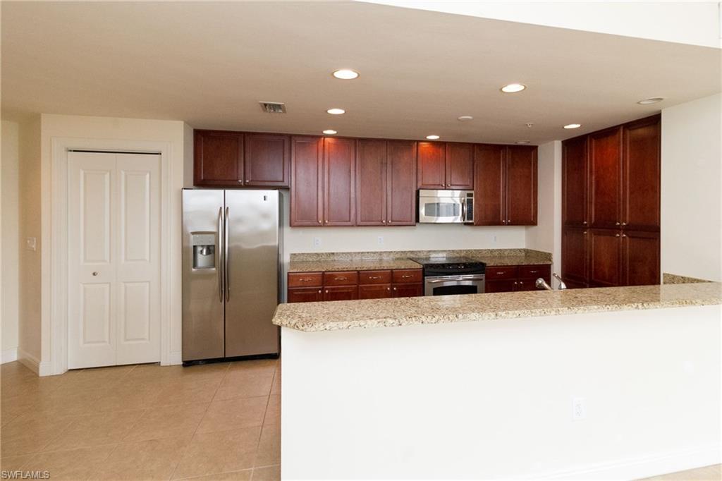 CAPE HARBOUR - Residential