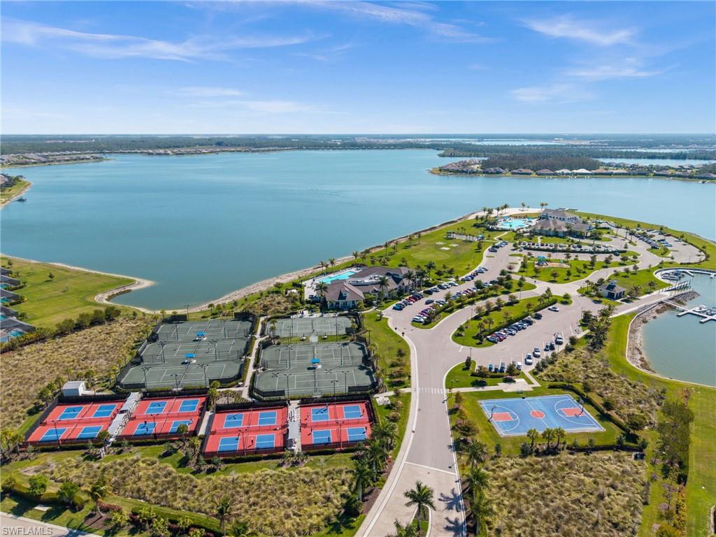 VISTA WILDBLUE - Residential