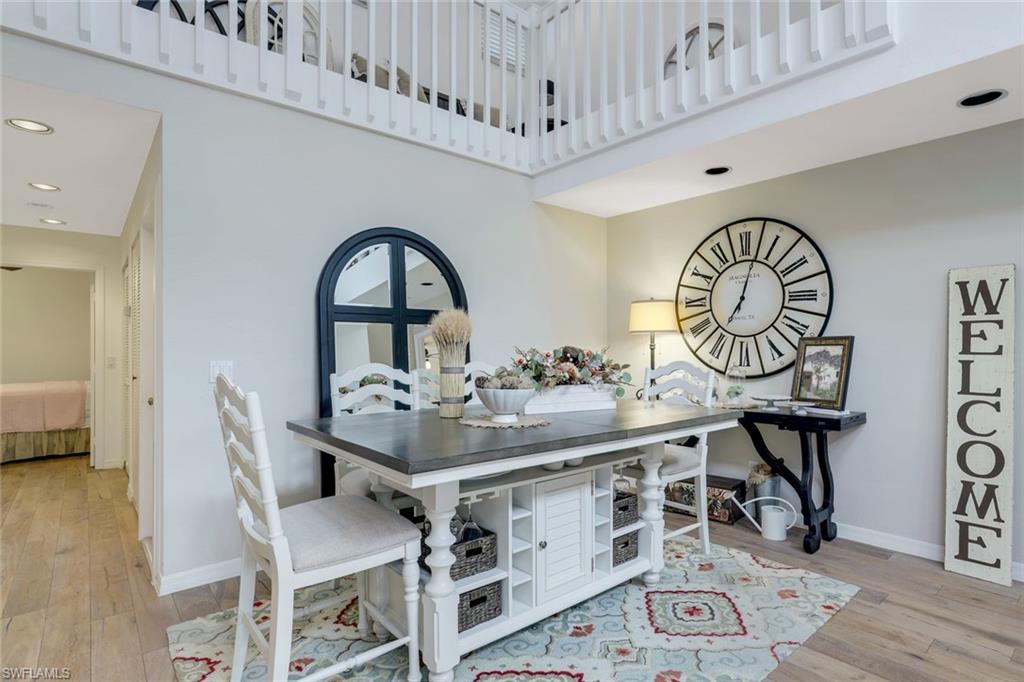 OAKWOOD VILLAS - Residential