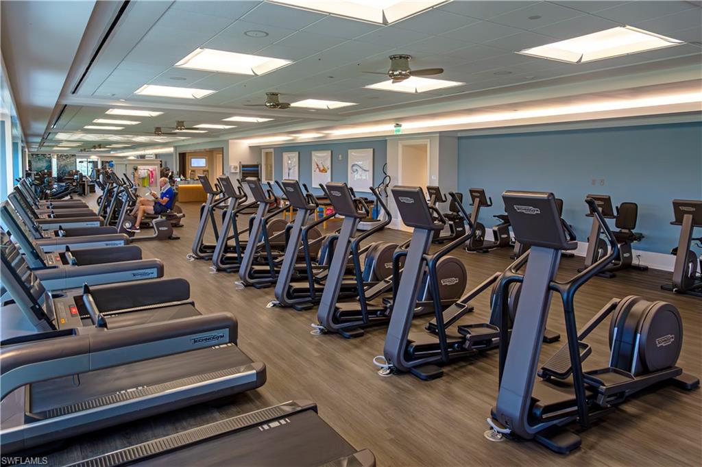 OAKWOOD VILLAS - Residential