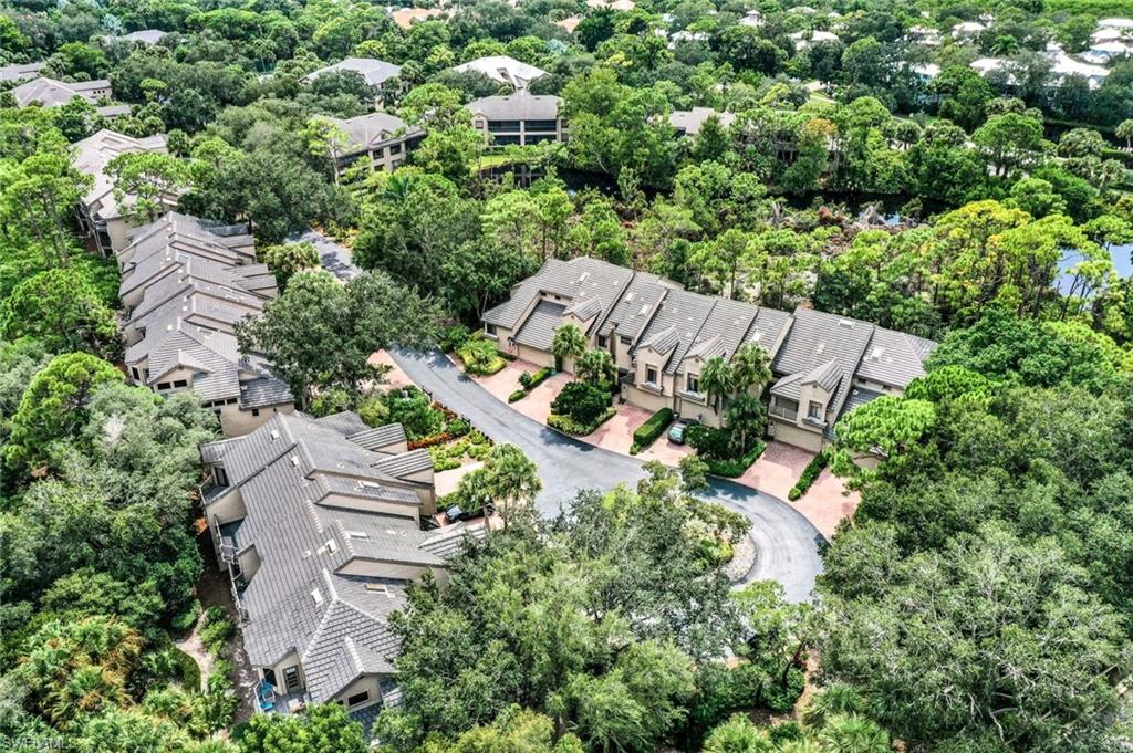 OAKWOOD VILLAS - Residential