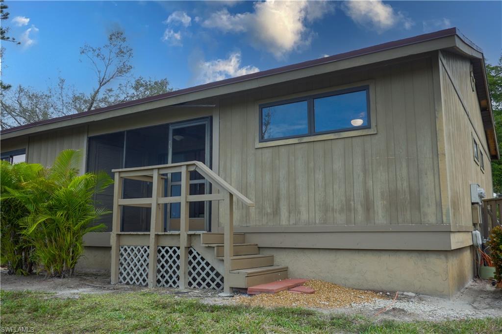 ISLAND PARK VILLAGE - Residential Lease