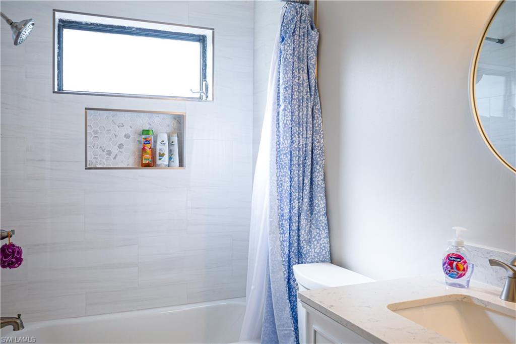 ISLAND PARK VILLAGE - Residential Lease