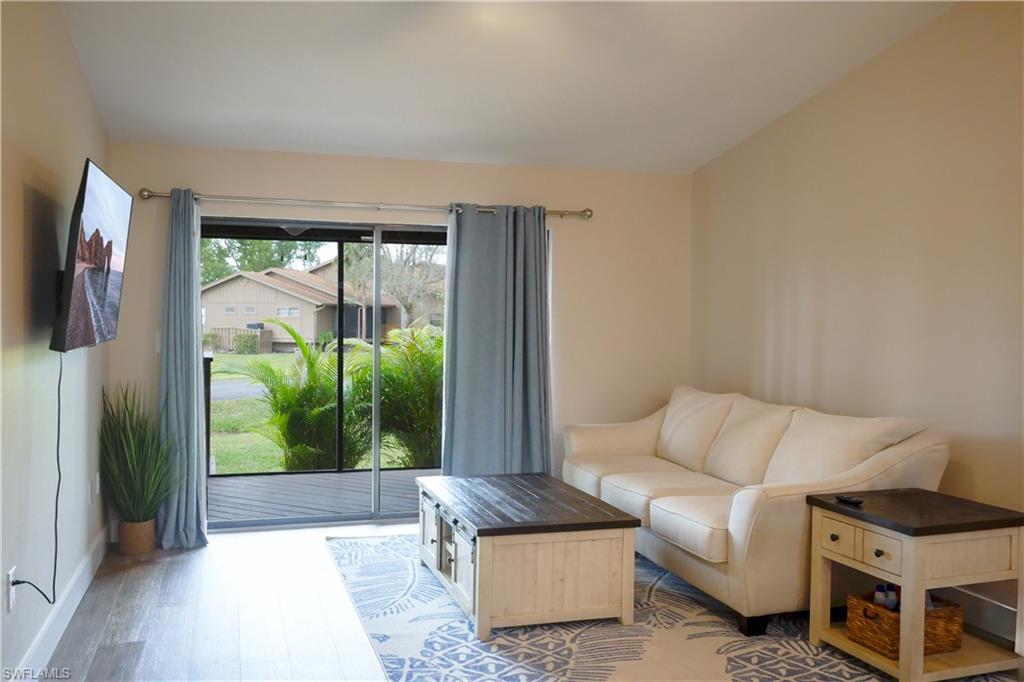 ISLAND PARK VILLAGE - Residential Lease