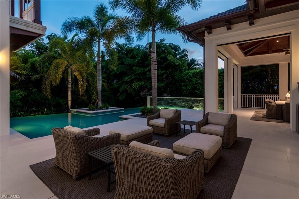 AQUALANE SHORES - Residential