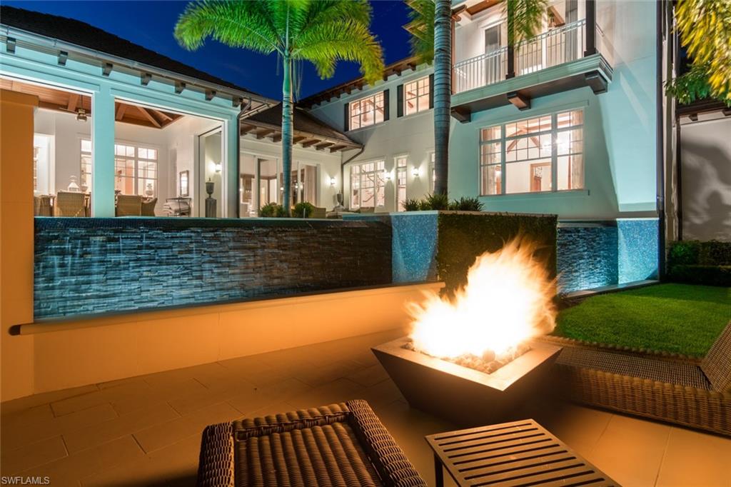 AQUALANE SHORES - Residential