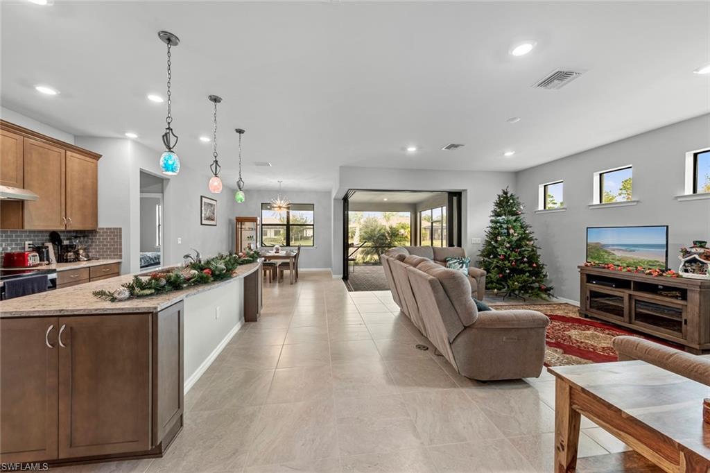 BRIDGETOWN - Residential