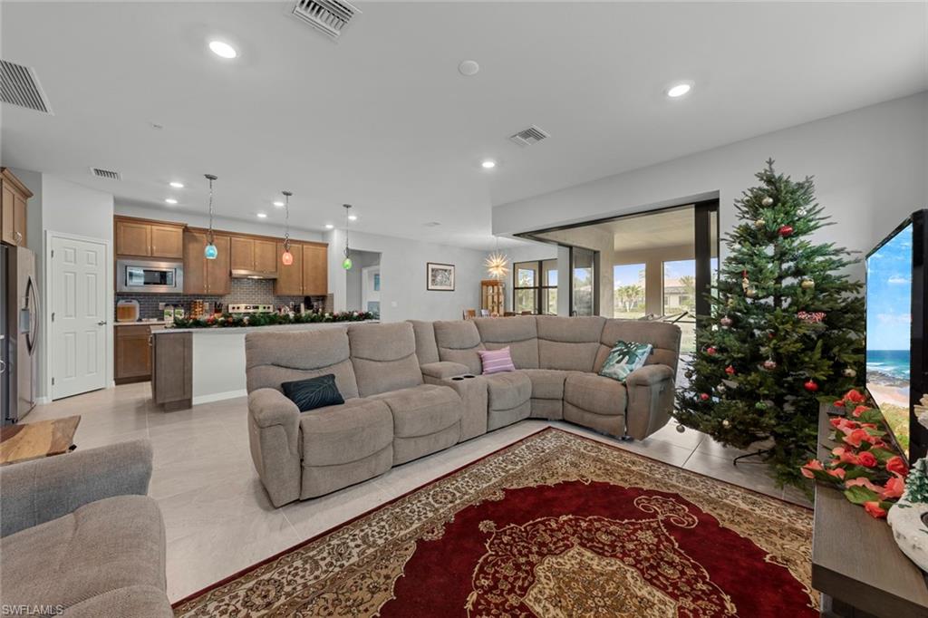 BRIDGETOWN - Residential