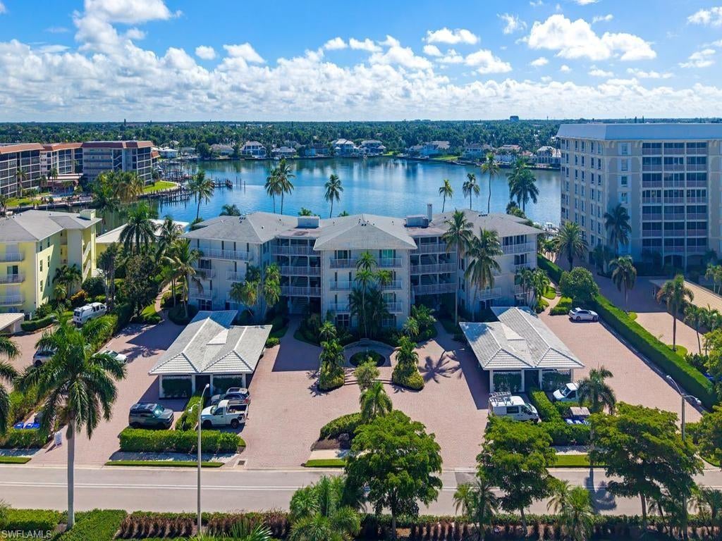2800 Gulf Shore BLVD N 406